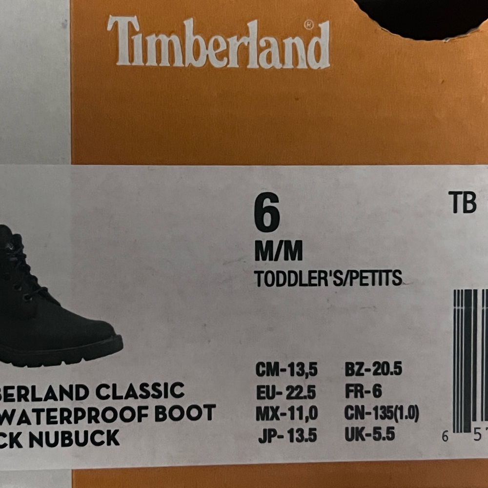 Timberland Kids Classic Black Boots - Picture 3 of 3